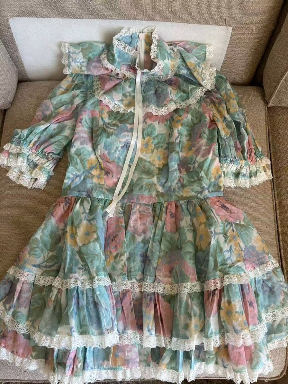 NEW Selkie Valley Of The Dolls Alice Mini Dress Medium - Picture 4 of 8